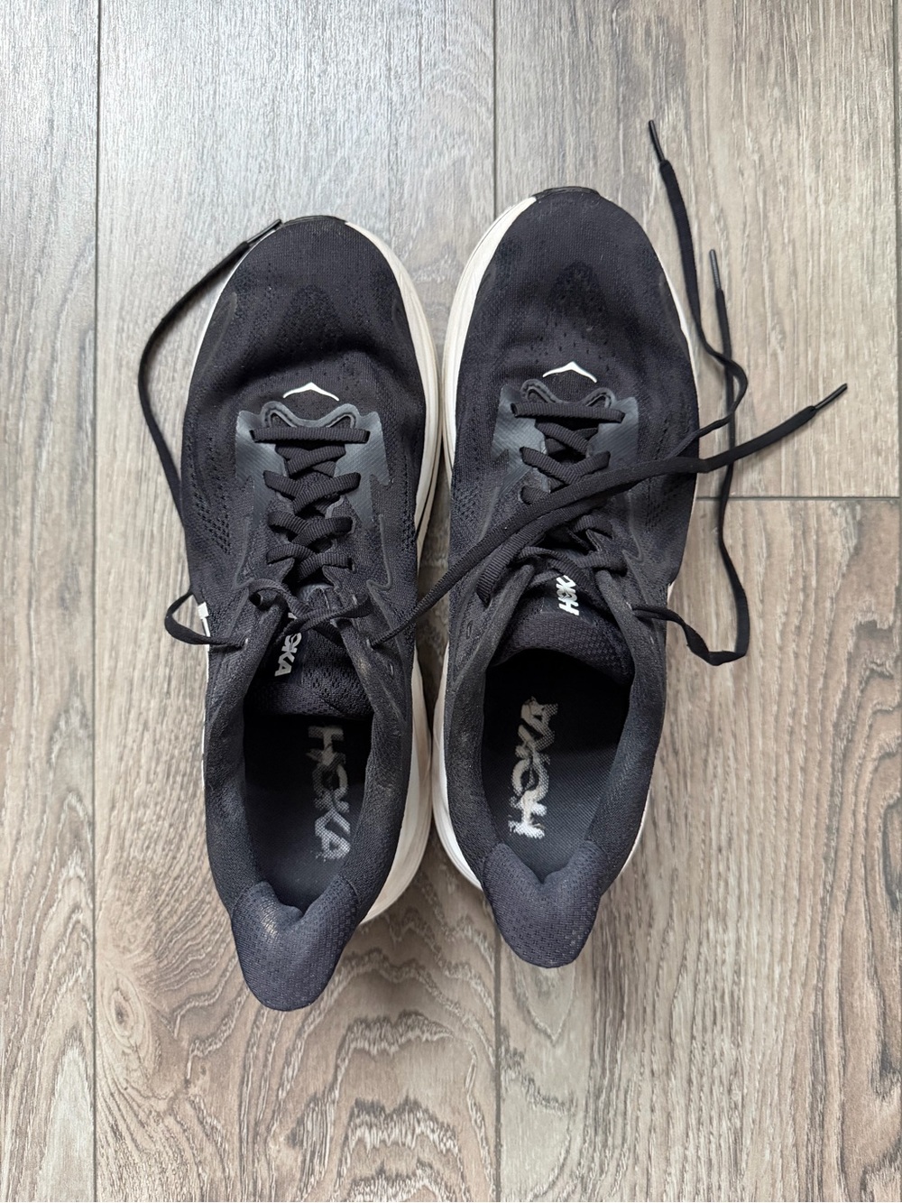 Hoka Black Clifton 10 - Picture 4 of 6